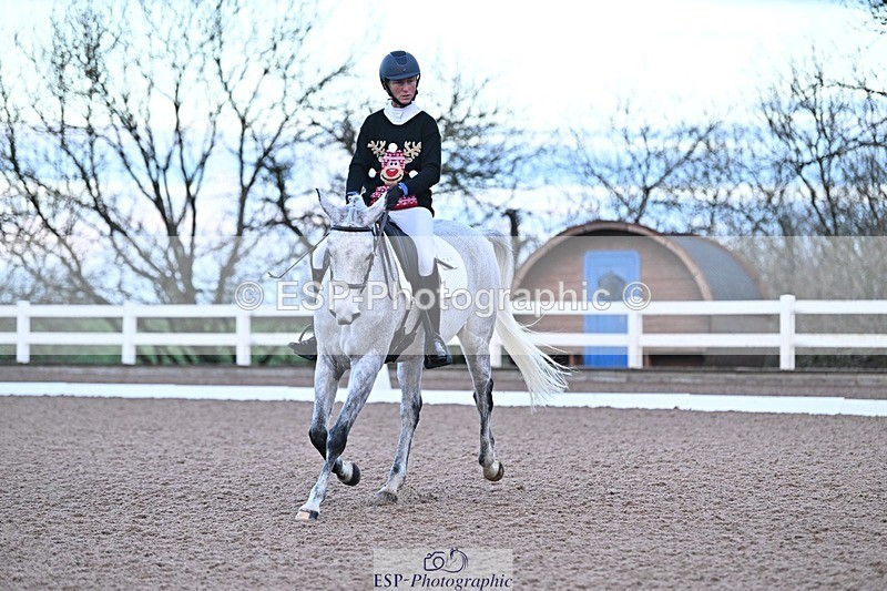 241214-084105-00799 - 141-Sophie.Hawke-RAINBOW.DREAM