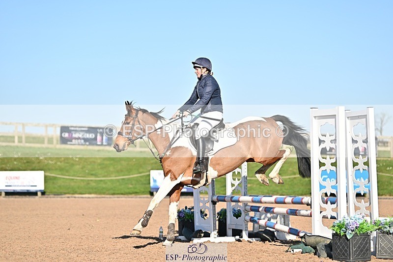 250401-170840-00281 - 70cm classes