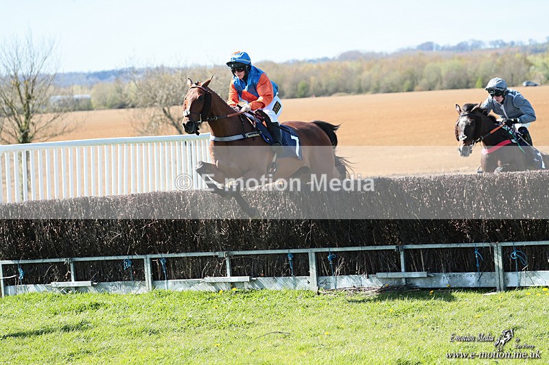 PtP 060426 235 - Paxford Races North Cotswold Easter Mon 06/04/26