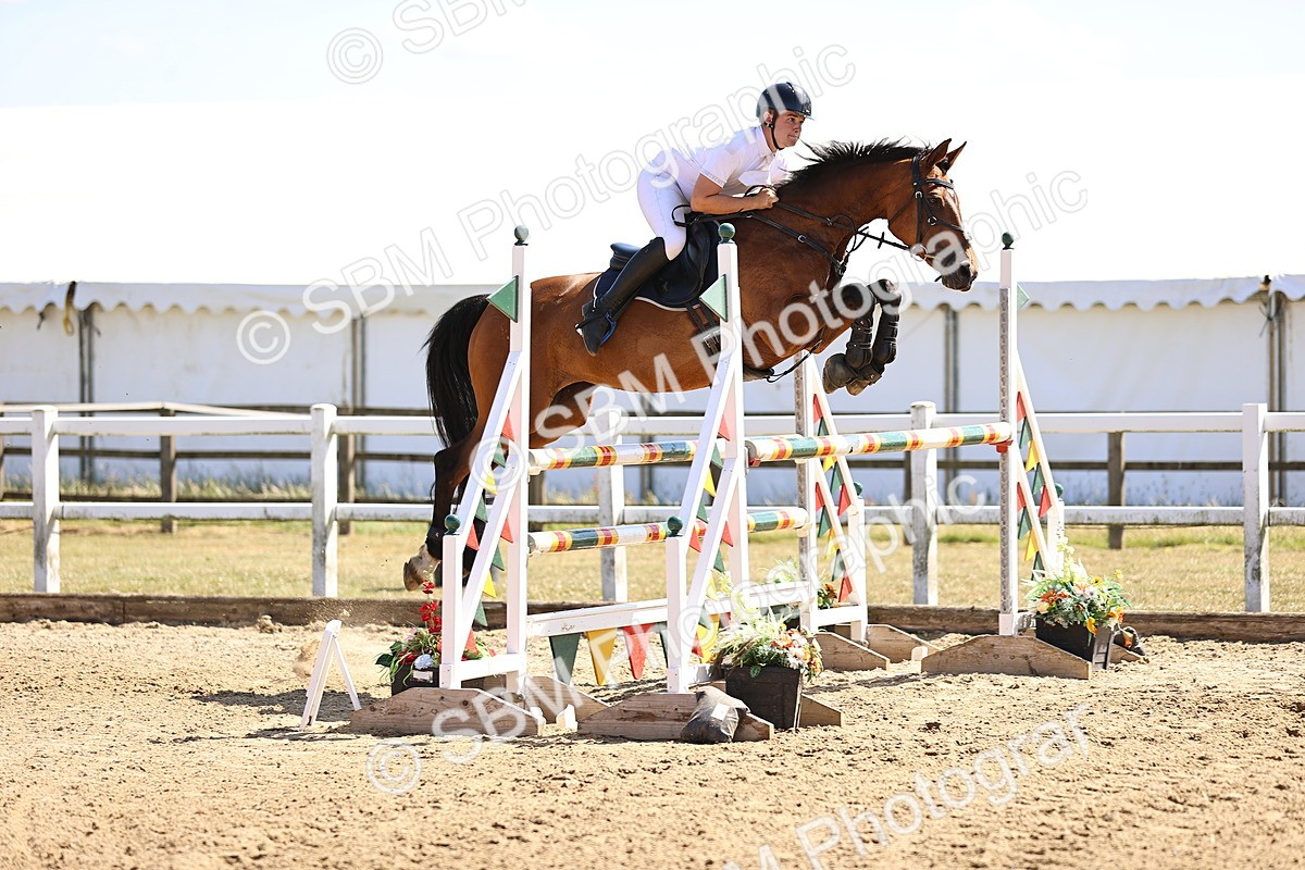SBM_015182 - Class 16 - Senior foxhunter - 1.20m Open