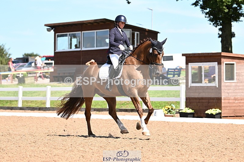 240816A-132745-05068 - 185-Gillian.Hill-Dunaire.Hugo