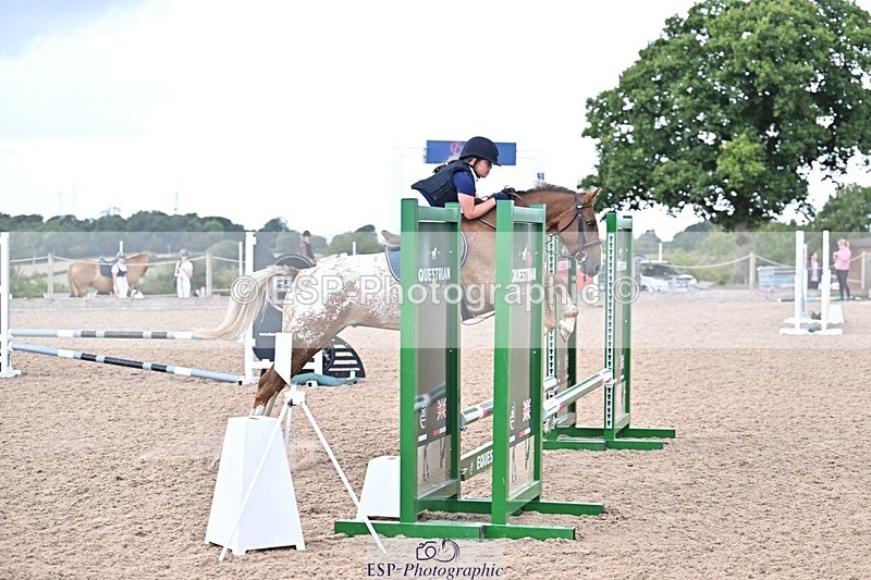 250826-152931-00123 - Clear Round and 60cm