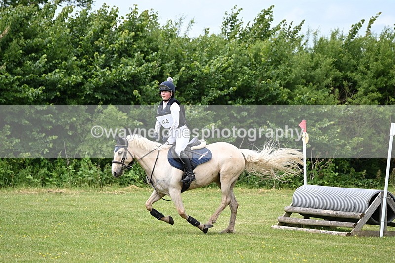 WJ6_4049 - Class 6 80cm