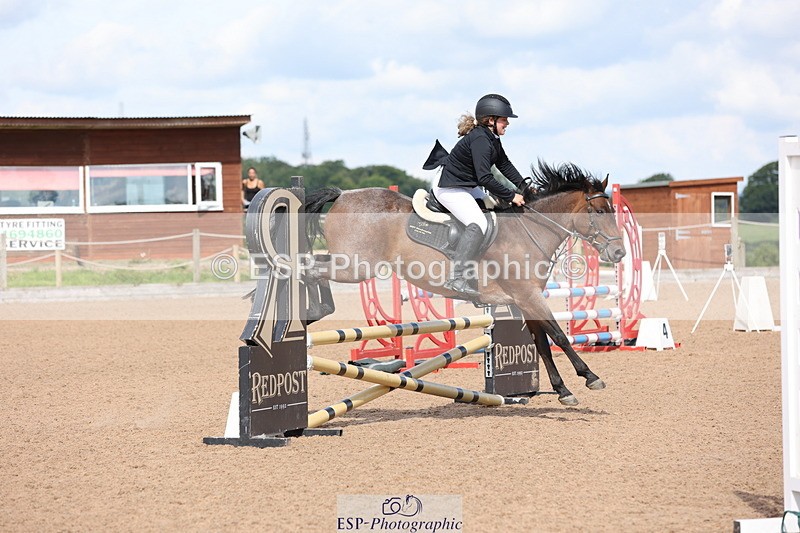 240714A-100051-01692 - Cls 3 A&B Pony BN & 80cm Open