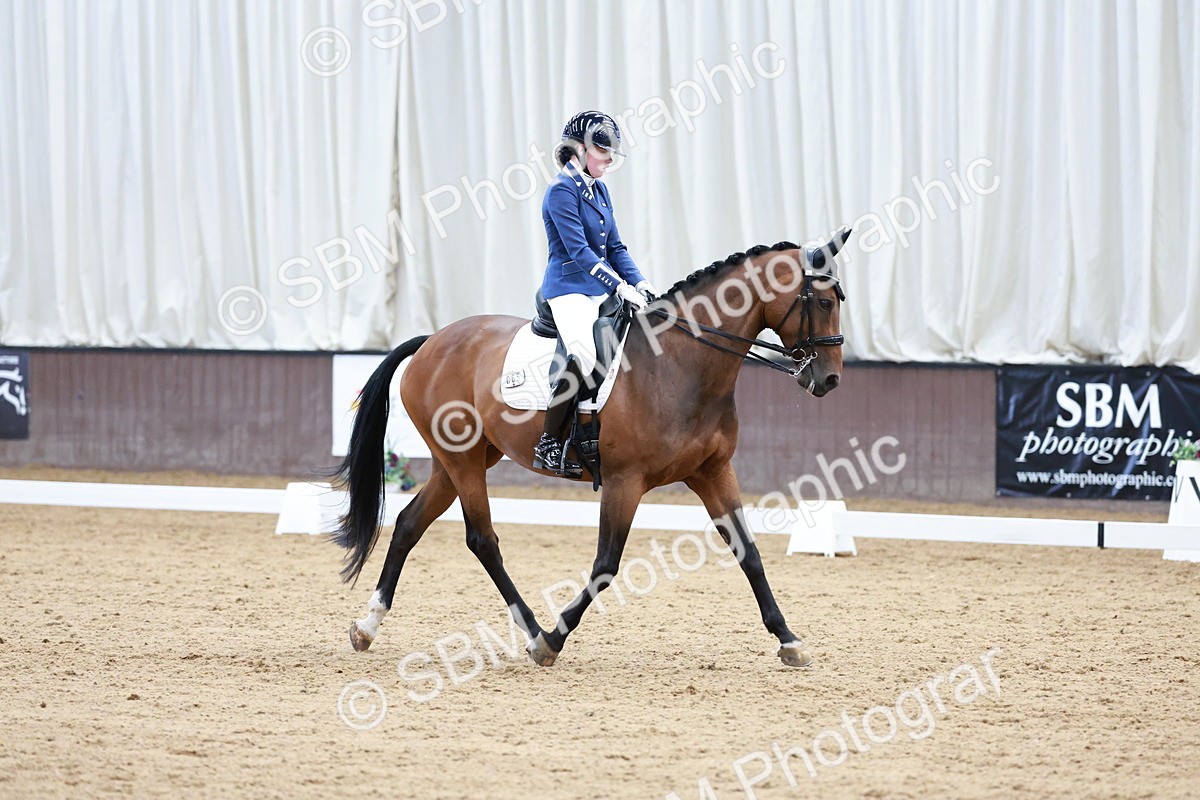 SBM_017880 - Class 15 - FEI Junior