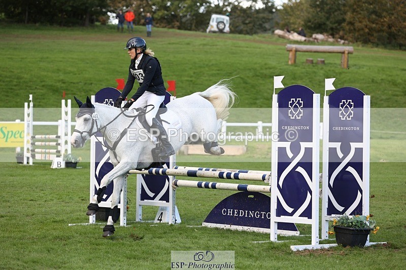 231022-131621-27604 - 403-KILLEA.LARK.GIRL-Joanna.Jones-TrotUp+SJ