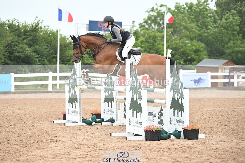 240720A-121202-14717 - Cls 11, 1 Star Bronze Tour 1.15m