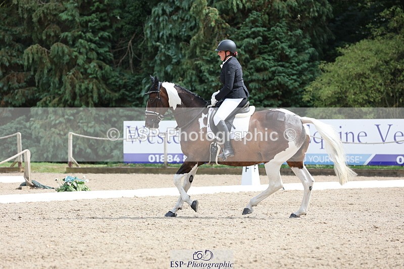 250718A-154252-02660 - 167-Leanne.Pike-Summerhill.orchard