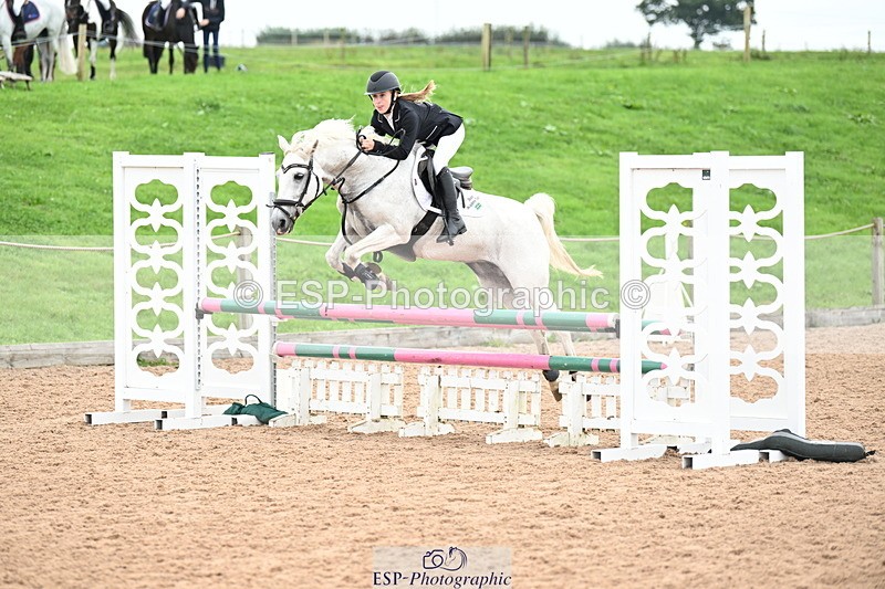 240907A-130408-01845 - Cls 3 Pony Medium Team 80cm & 90cm