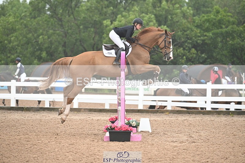 240720A-113210-14496 - Cls 11, 1 Star Bronze Tour 1.15m