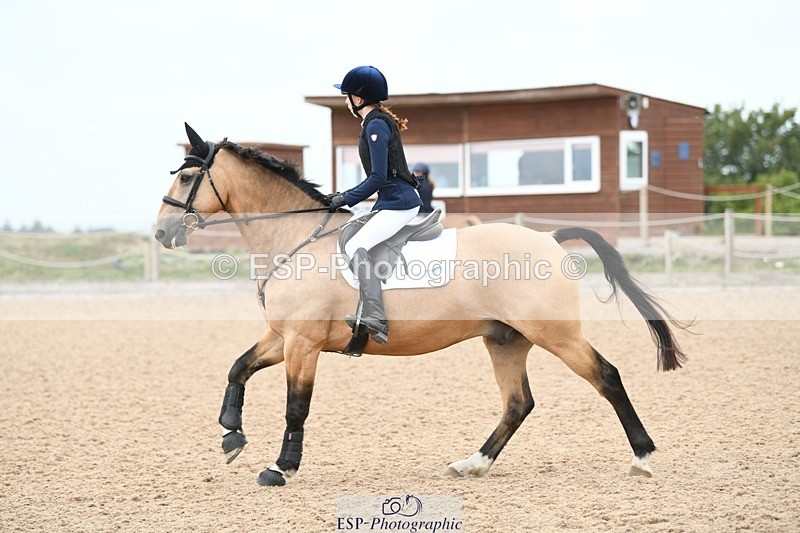 250807-103652-00208 - 80cm Round 1