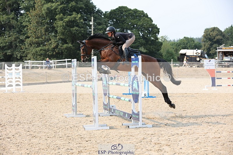 250816A-161536-02709 - Cls 9 Snr 1.10m Open