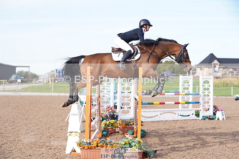 241005A-155052-05110 - SAT Cls 12 Snr Fox & 1.20m Open