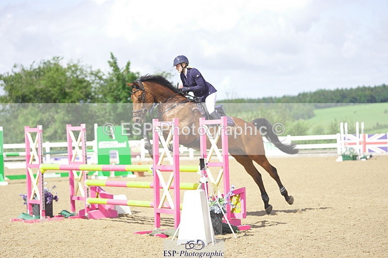 230729A-110824-04753 - Cls 21 Discovery & 1m Open