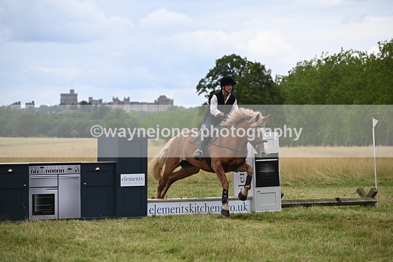 WJ6_4971 - Time at Jump 13:04 to 13:34