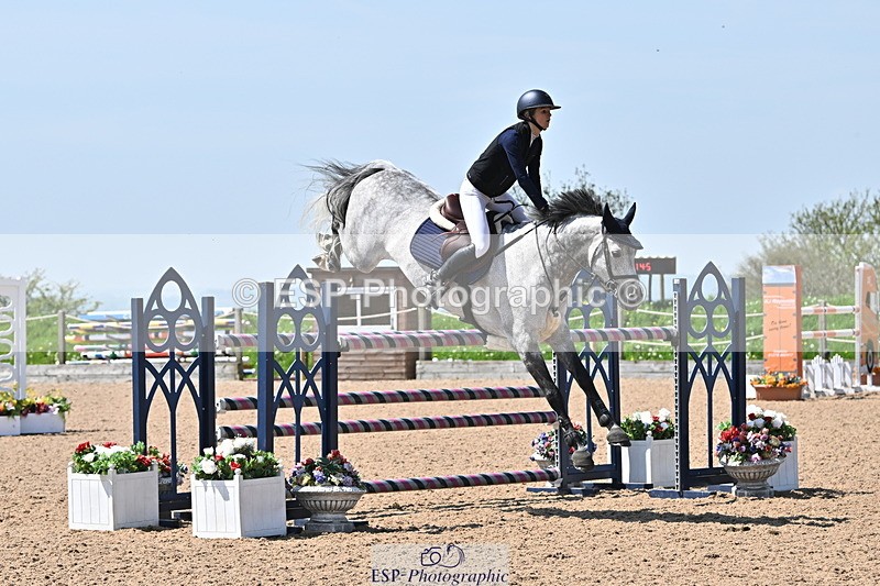 240509A-122809-01764 - Cls 10 National 1.30m Open