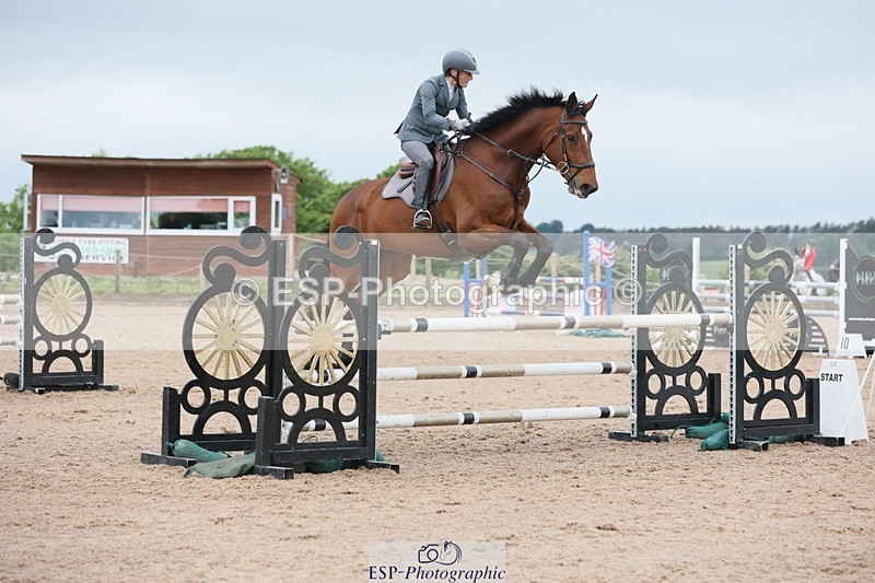 250524-092838-03805 - Cls 13  A&B 1.05m & 1.10m open