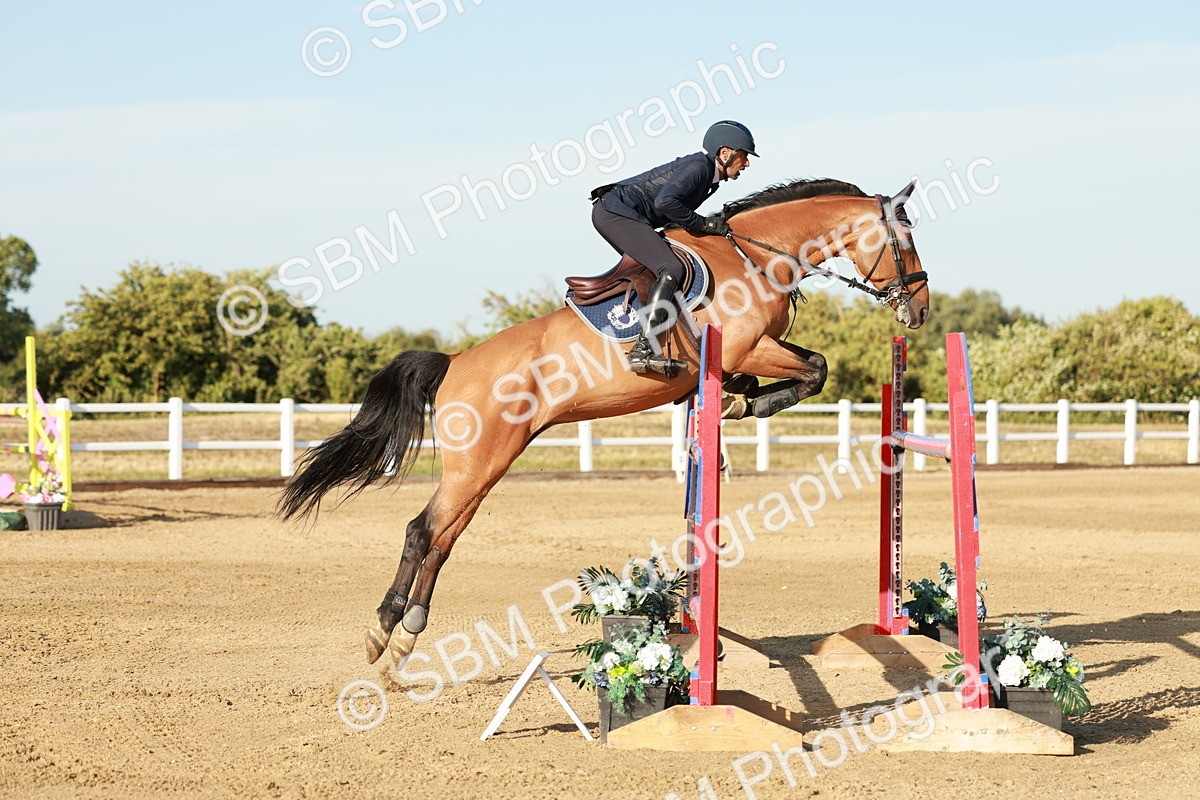 SBM_008901 - Class 6 - National 1.30m 1.40m Open Handicap
