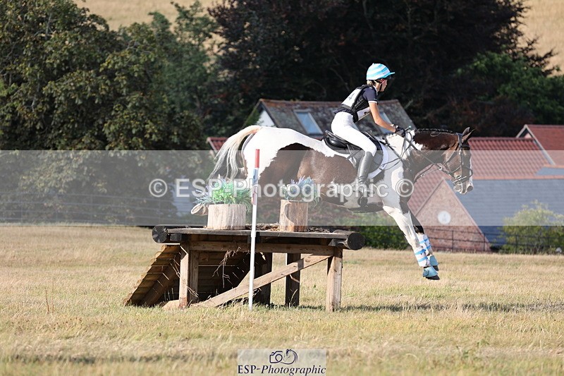 250802A-183115-09318 - J-444-Kelly.Knockaert-PIPER.II