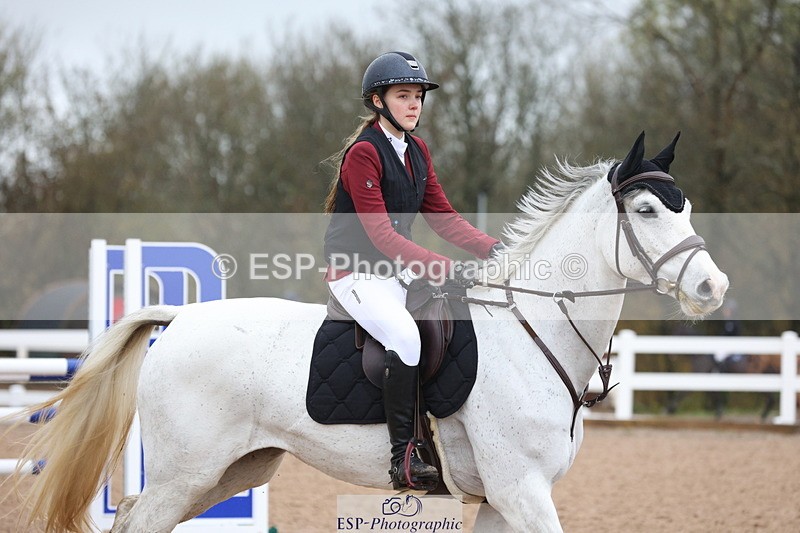 231112A-134235-04619 - Cls 20 Newcomers & 1.10m Open