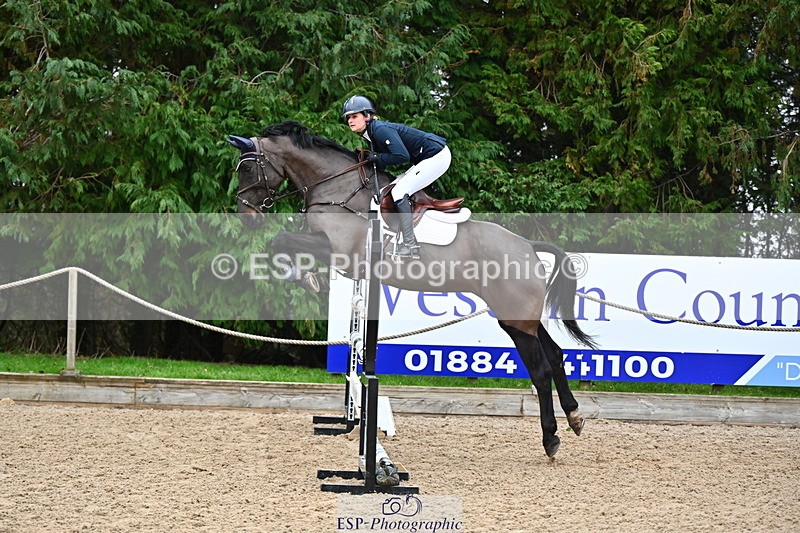 250216A-140524-02796 - Cls 11 Foxhunter and 1.20m Open