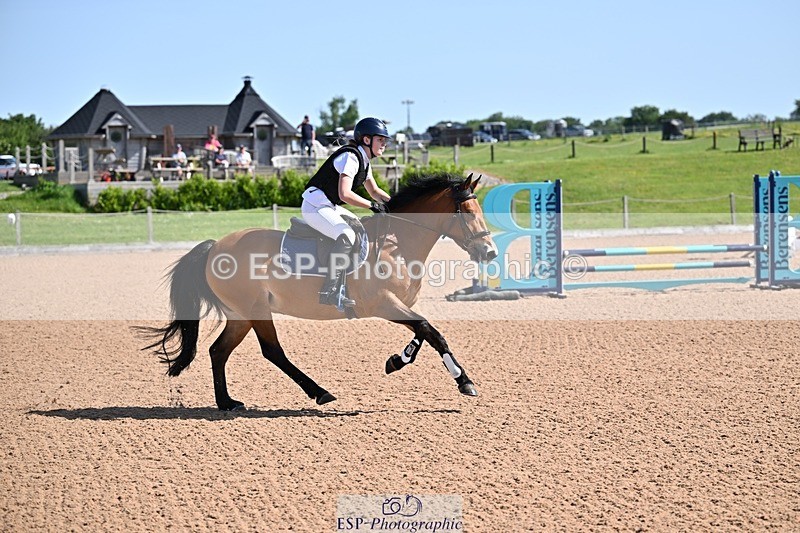 260524-100525-01623 - Cls 49 Pony Intro 70cm