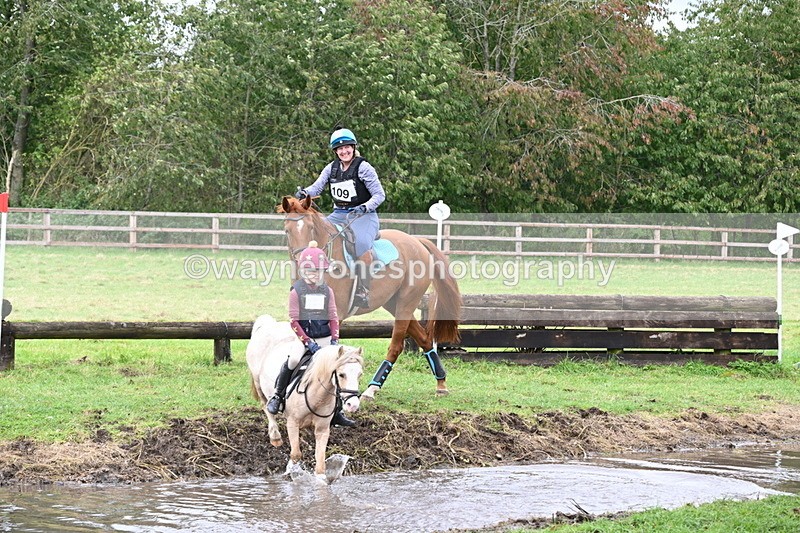 WJ6_5255 - Time at Photographer 12:17 to 12:30