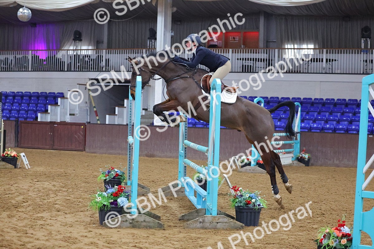 SBM_008939 - Class 22  - Senior Newcomers/ 1.10m Open - First Round (1.10m)