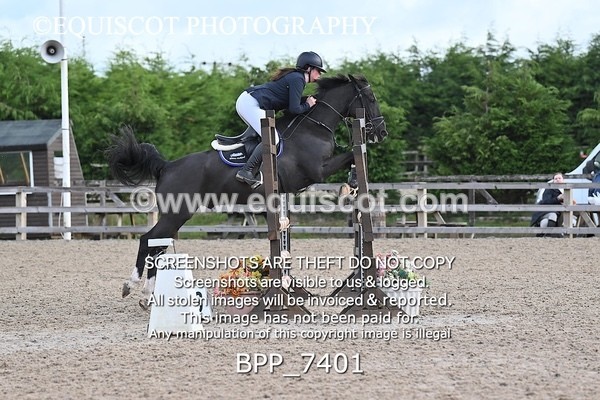 BPP_7401 - CLASS 3 Senior BritiNovice/ 90cm Open