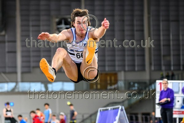 SeniorInd25-917192 - Field Male