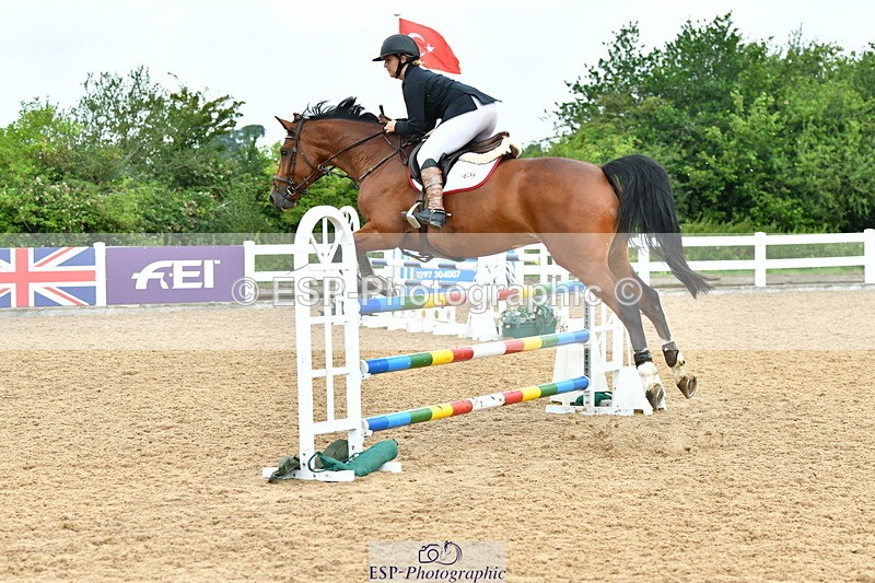 230730A-142637-10314 - Cls 35 1.05m Amateur Quali