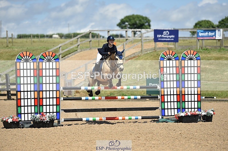 250628-144144-05469 - Cls 12 Newcomers Jump offs & Presentations