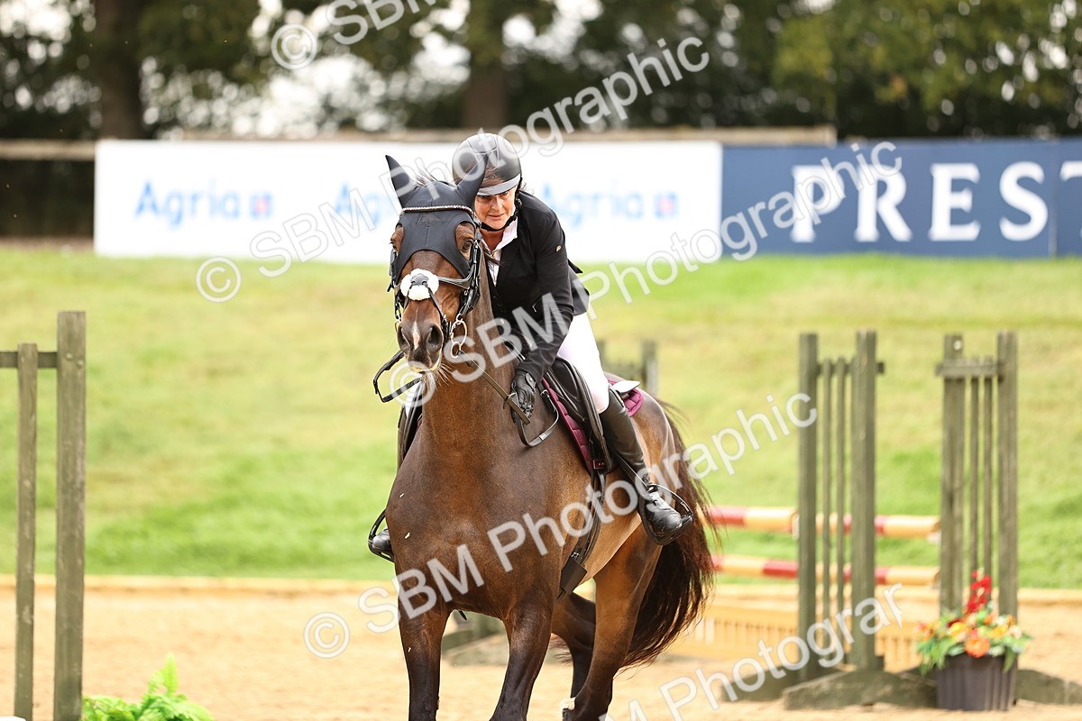 SBM_58950 - J42 - Grand Tour Horse & Pony 1.00m Championship