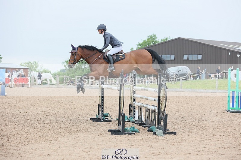 250524-125047-04808 - Cls 15 Snr Fox 1st Rnd