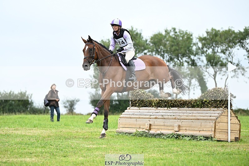 240831A-154004-04915 - 274-Becca.Robinson-VINNIE.SPARKLES