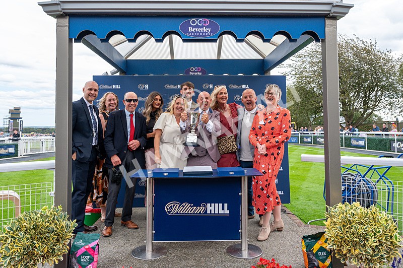 300825-Race 1-Spioradalta-2852 - Race 1