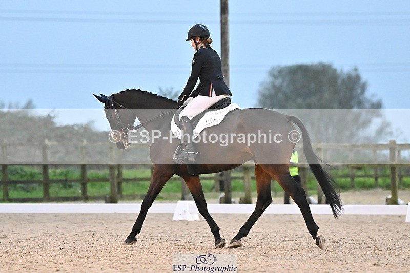 241103-163833-03385 - Novice 1 - 16.18 to 17.50