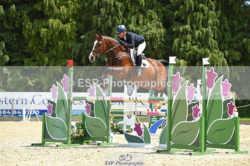 230528-123646-15772 - 368-COIRBAN_SARCO_DELUX-Rebecca_Gibbs-SUNTrotUp+SJ