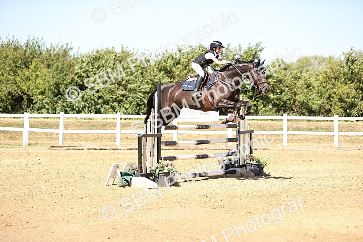 SBM_015205 - Class 16 - Senior foxhunter - 1.20m Open