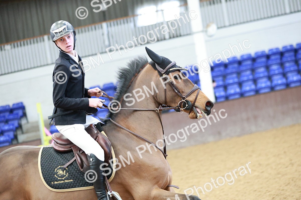 SBM_004145 - Class 11 - Senior Newcomers - 1.10m