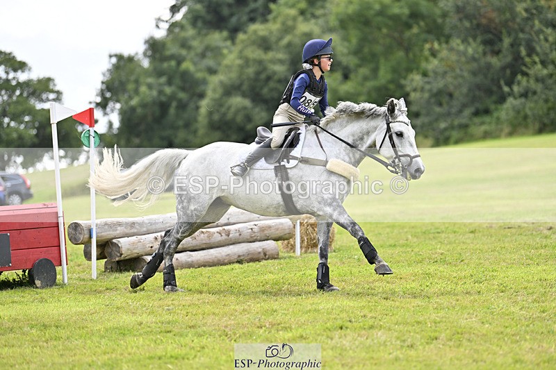 240825X-142415-34812 - 80cm XC 14.30 to 15.30