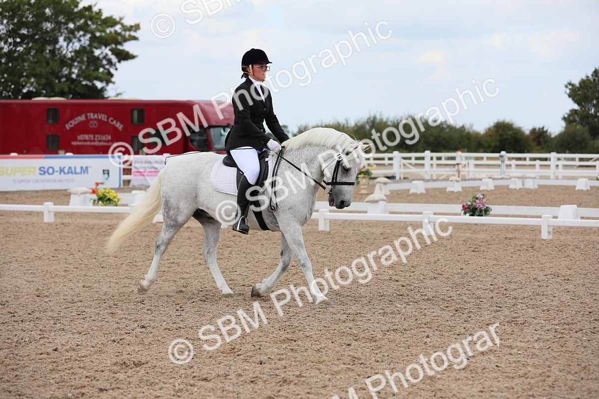 SBM_05685 - Class 32 Novice 1