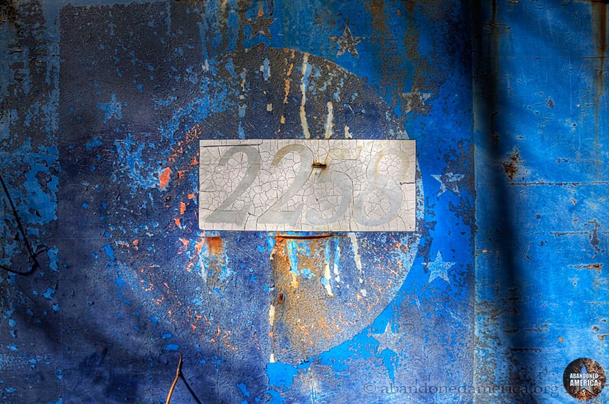 Trolley Graveyard | Vanishing Logo - The Trolley Graveyard