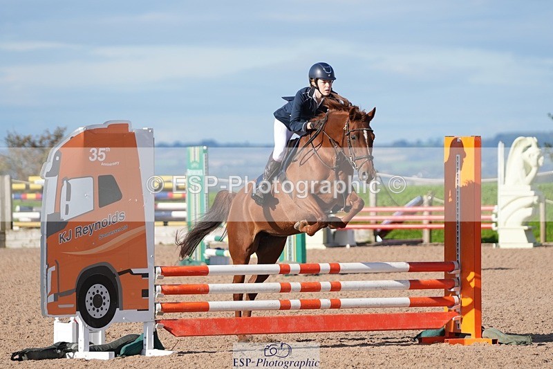 250921-093820-02011 - Cls 2 Pony Intro 70cm