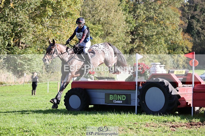 241026-140926-14021 - 501-Captain.Holly.Day-MUSTANG