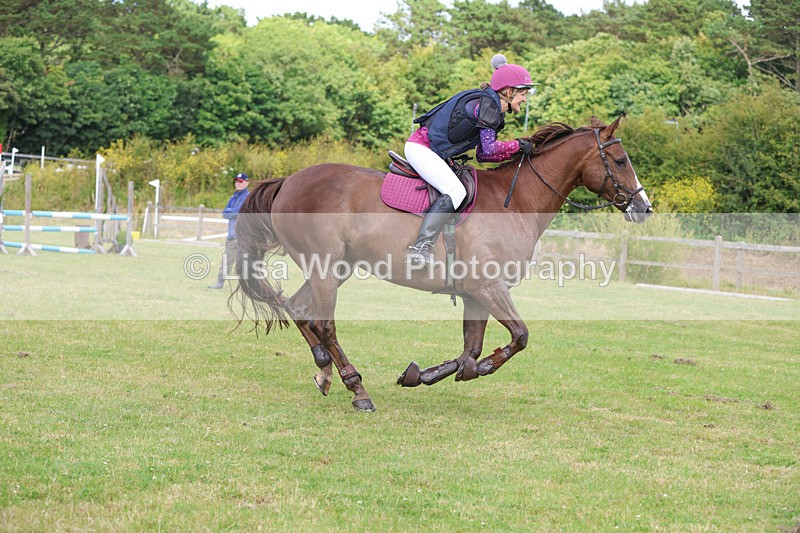 3E7A8305 - Sandra Hood