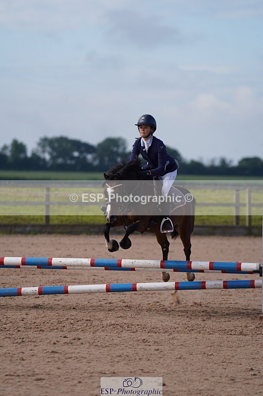 240713A-091732-00043 - Cls 2 70cm Open