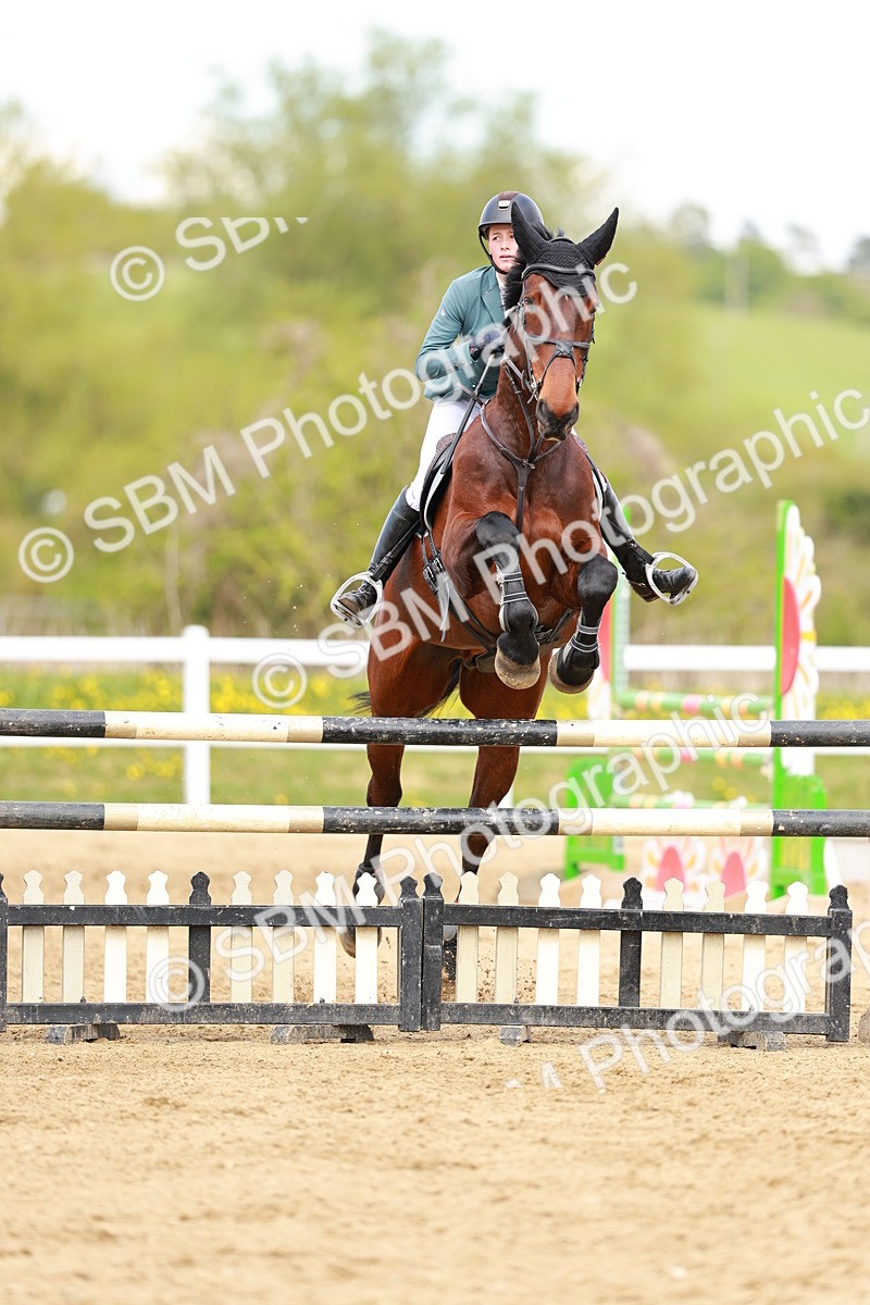 SBM_002233 - Class 4 - Senior Newcomers - 1.10m