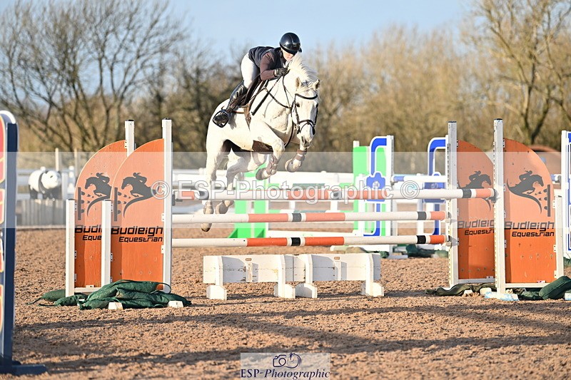 231210A-144252-02829 - Cls 21 Foxhunter & 1.20m Open