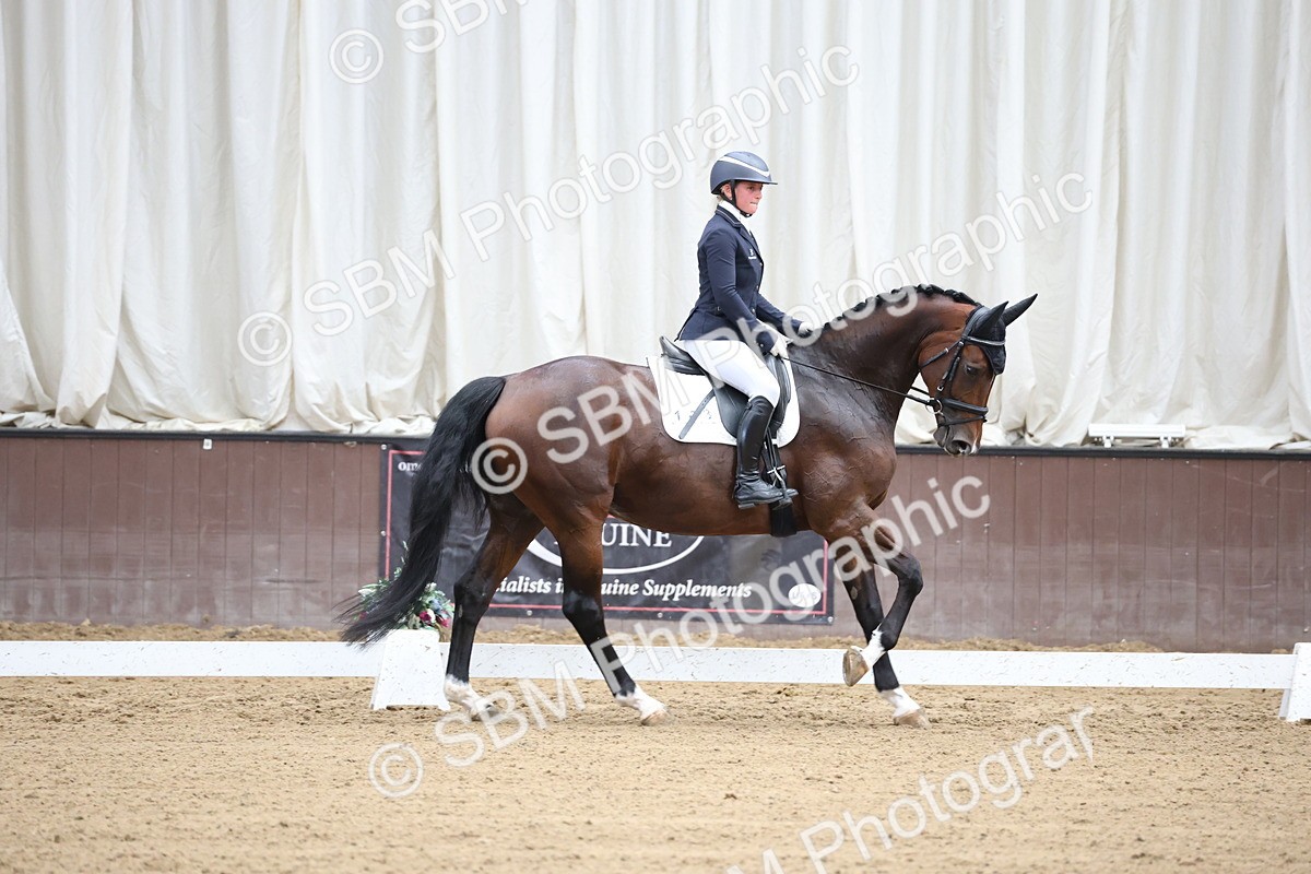 SBM_004002 - Class 8 - Advanced Medium 6 Silver